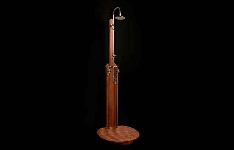 Garden shower dos aguas con deck